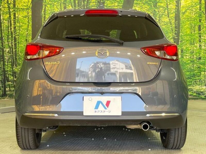 MAZDA2