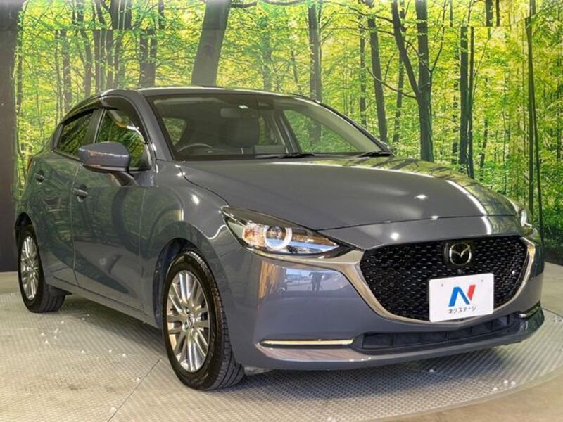 MAZDA2