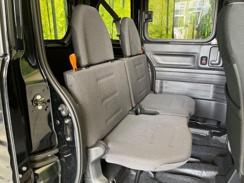 N-VAN