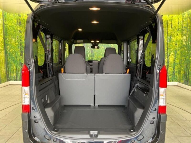 N-VAN