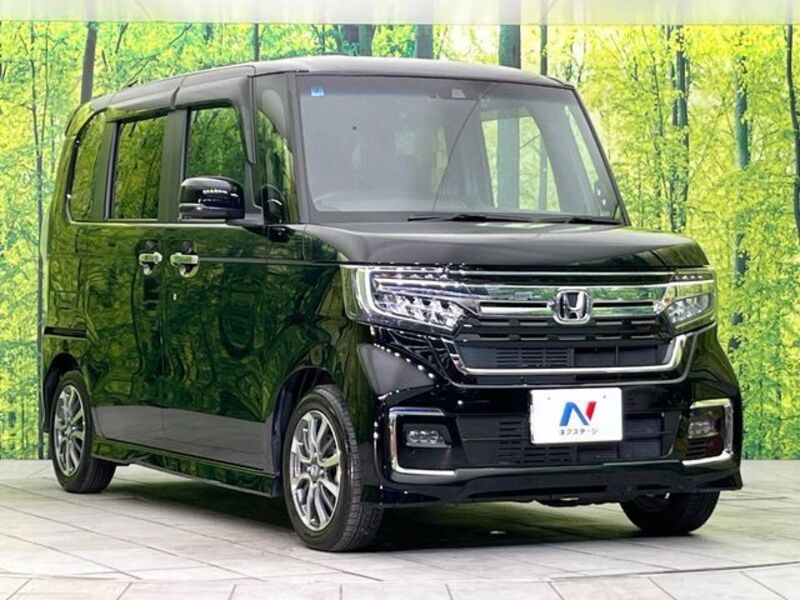 N BOX CUSTOM