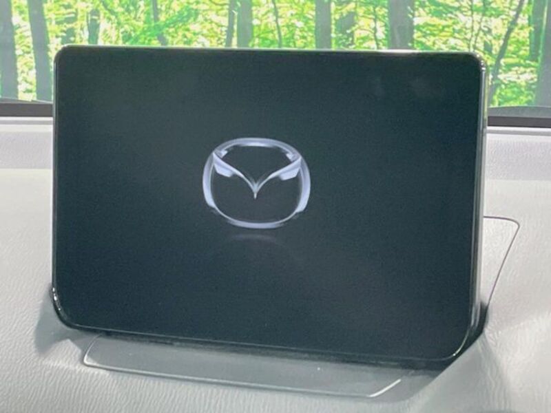 MAZDA2