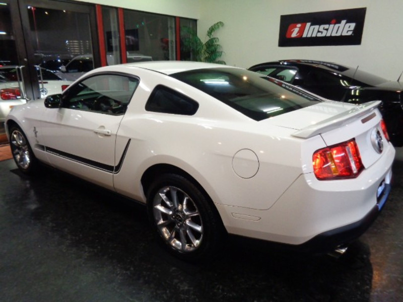 MUSTANG