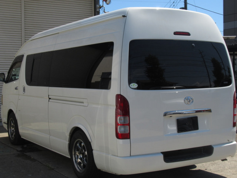 HIACE VAN