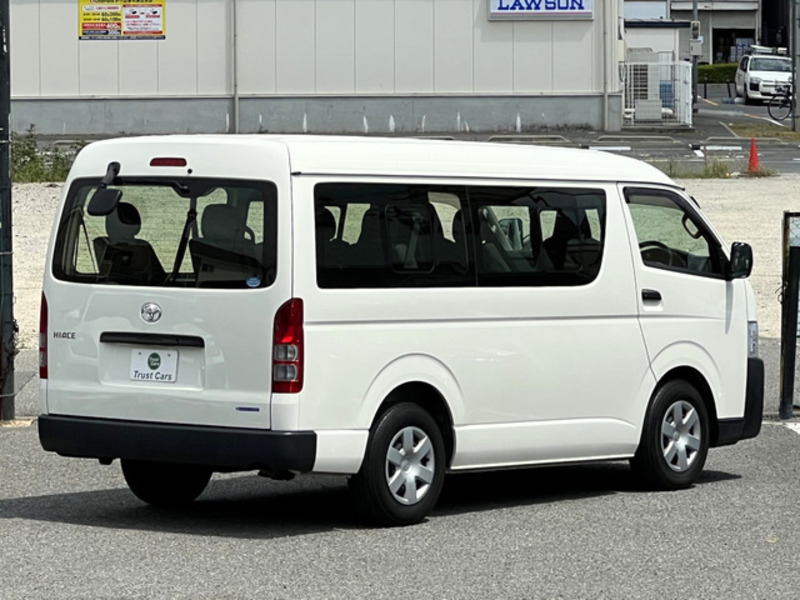 HIACE