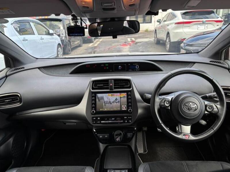 PRIUS PHV