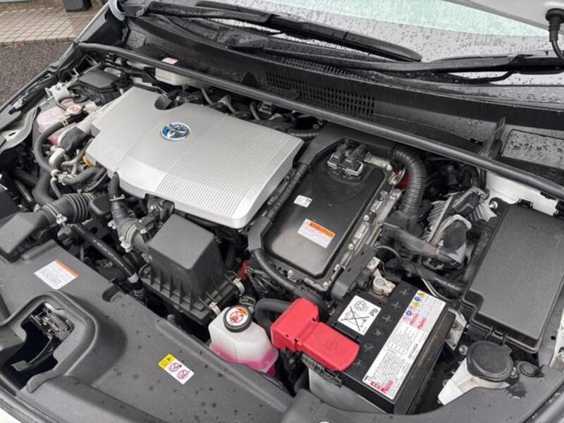 PRIUS PHV