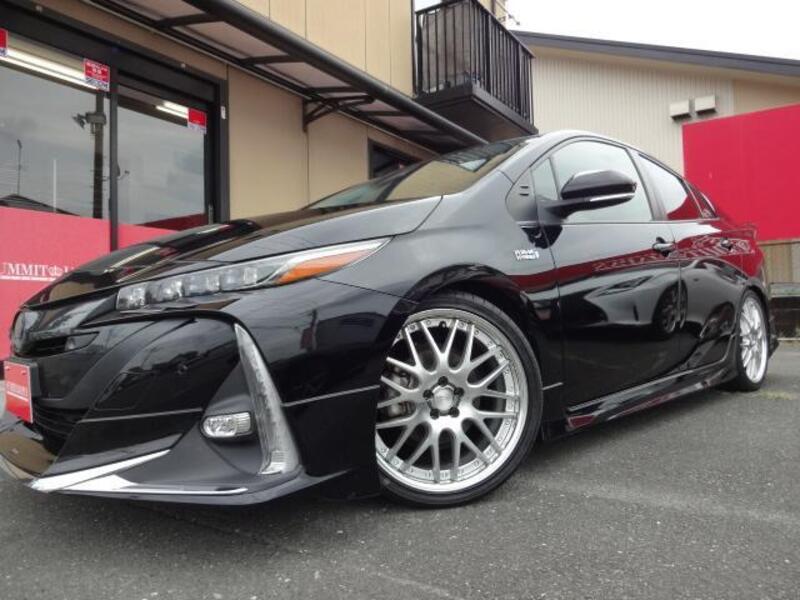 PRIUS PHV