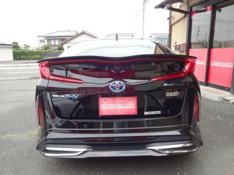 PRIUS PHV