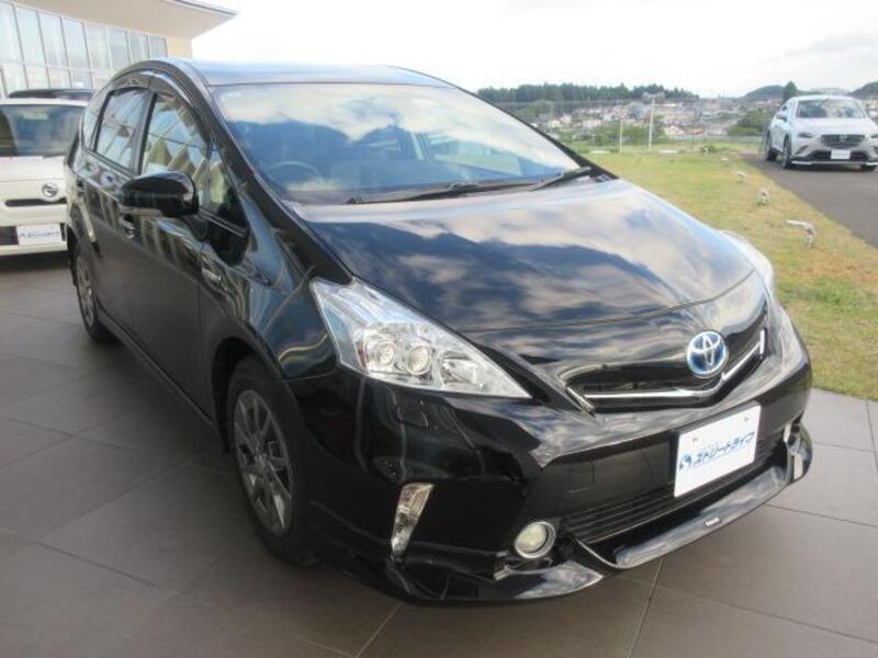PRIUS ALPHA