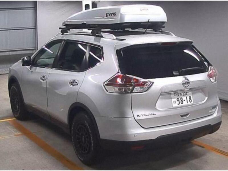 X-TRAIL