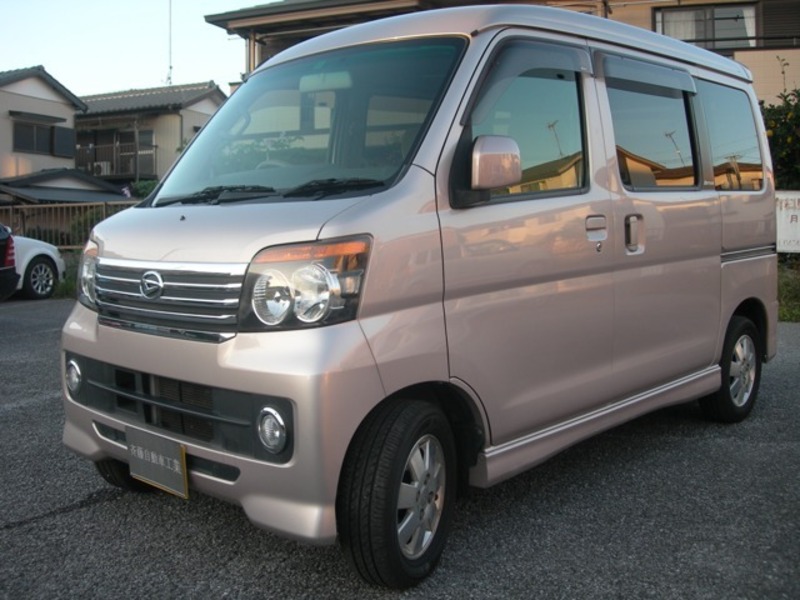 Used 2010 Daihatsu Atrai Wagon S321g Sbi Motor Japan