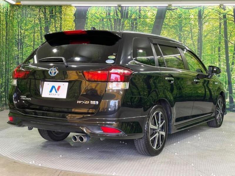 COROLLA FIELDER