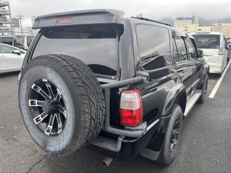 HILUX SURF