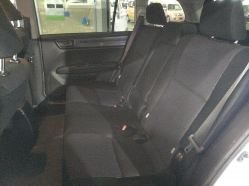 COROLLA FIELDER
