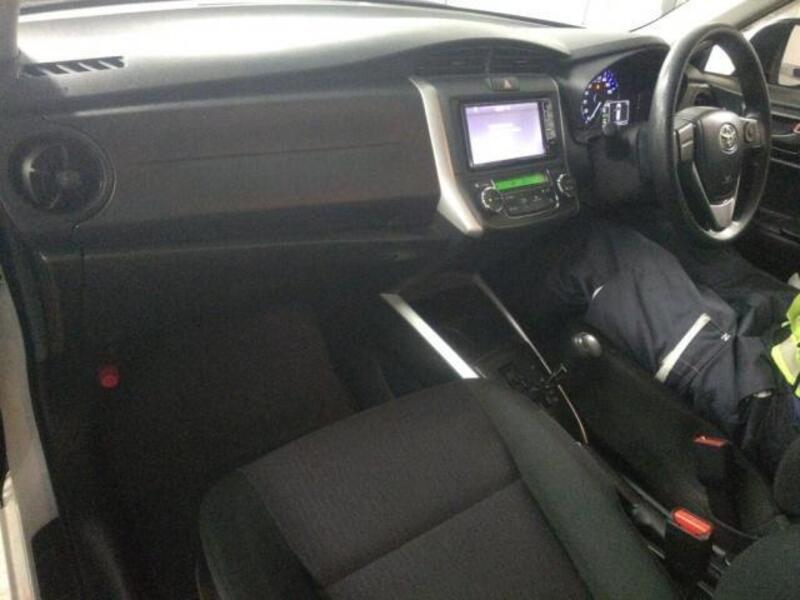 COROLLA FIELDER