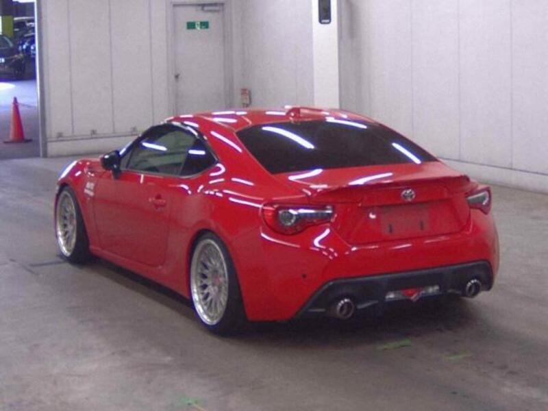 86
