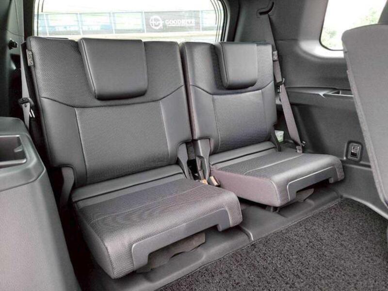LAND CRUISER 250