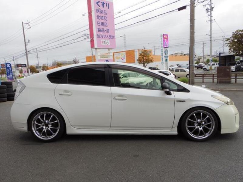 PRIUS