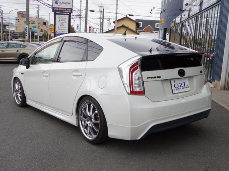 PRIUS