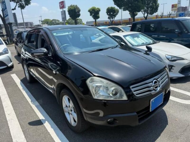 NISSAN DUALIS