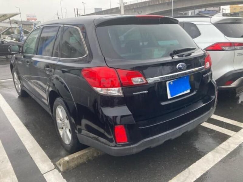 LEGACY OUTBACK