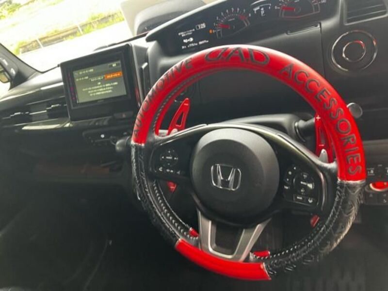 N BOX CUSTOM