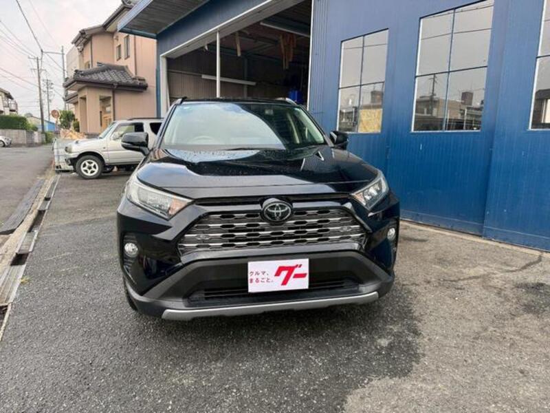 RAV4