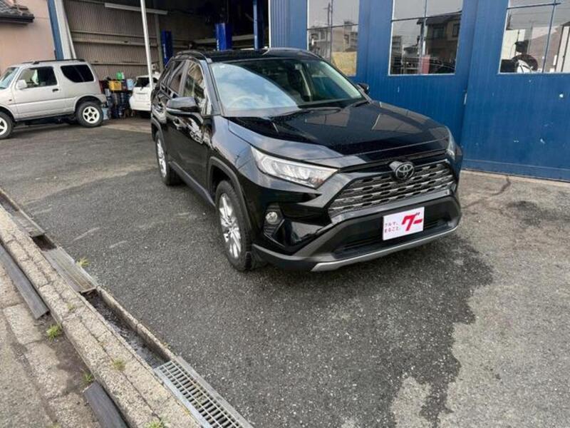 RAV4
