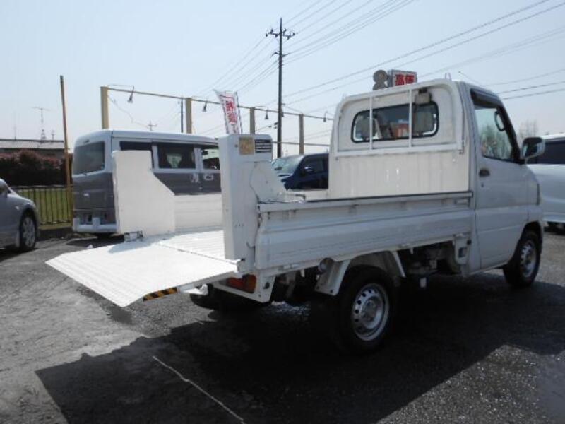 MINICAB TRUCK
