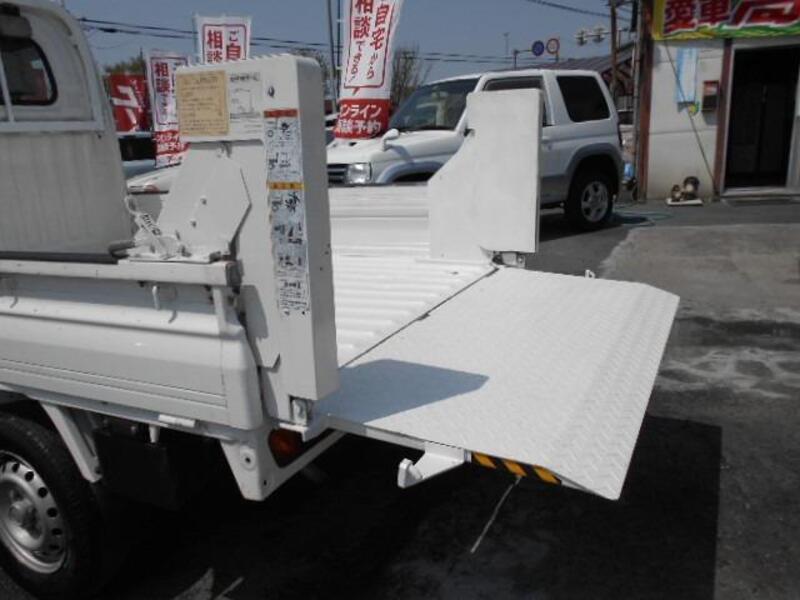 MINICAB TRUCK