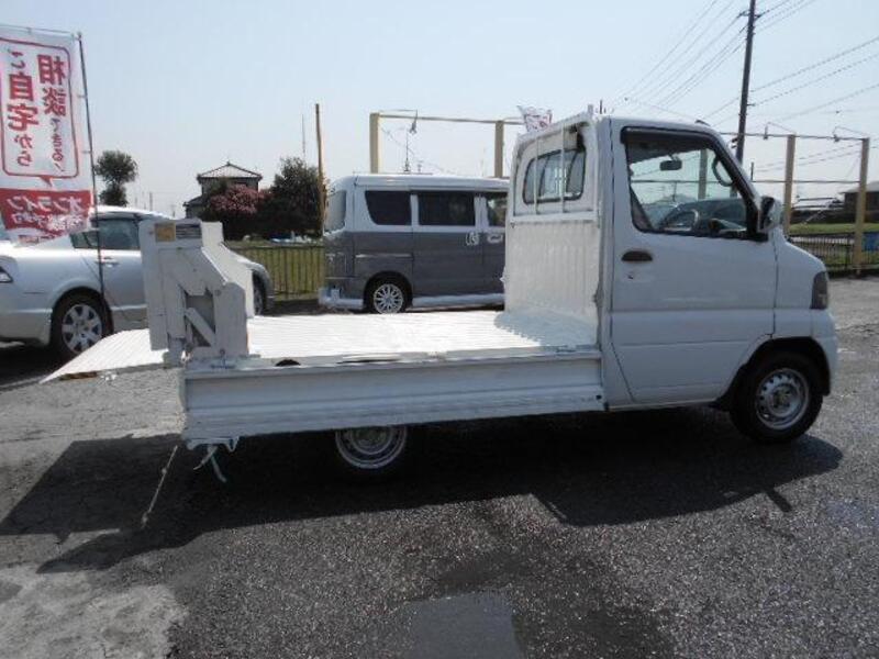 MINICAB TRUCK