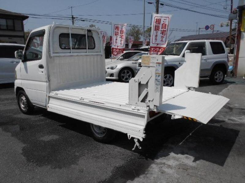 MINICAB TRUCK