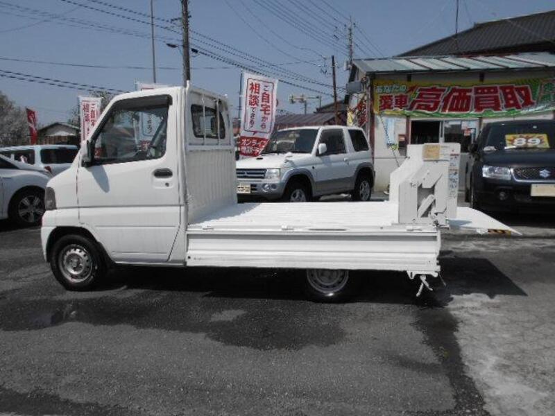 MINICAB TRUCK