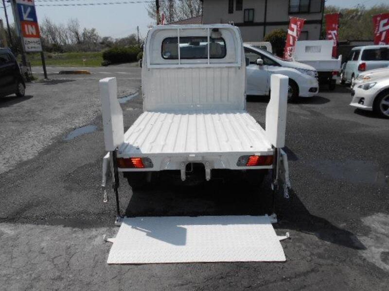 MINICAB TRUCK