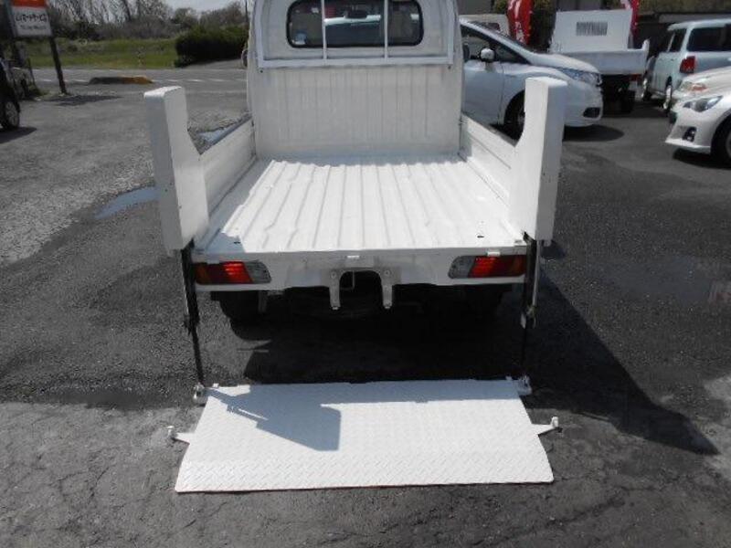 MINICAB TRUCK