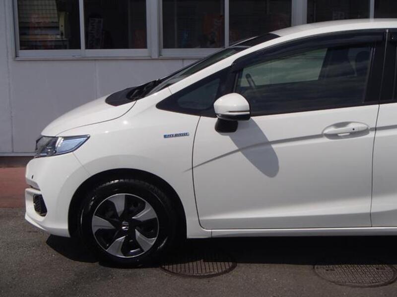 FIT HYBRID
