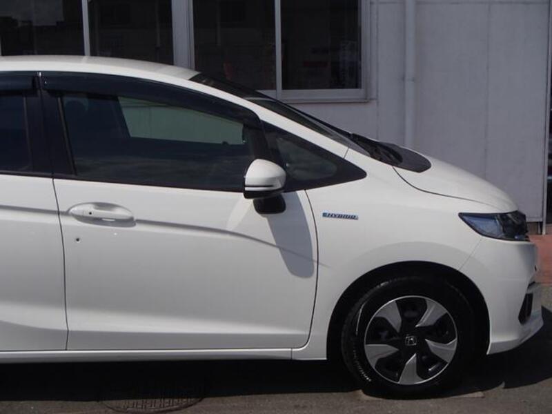 FIT HYBRID