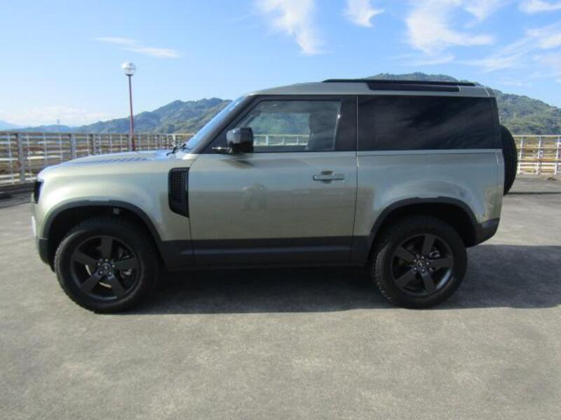 DEFENDER