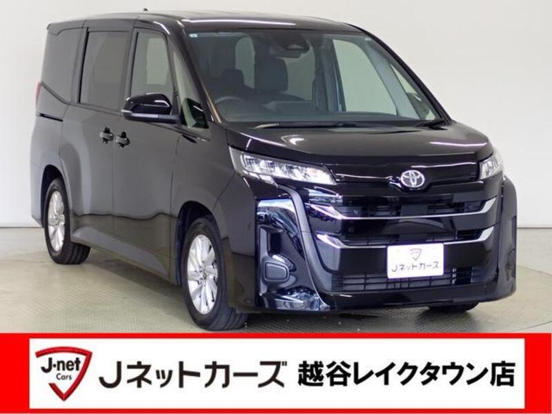 TOYOTA NOAH