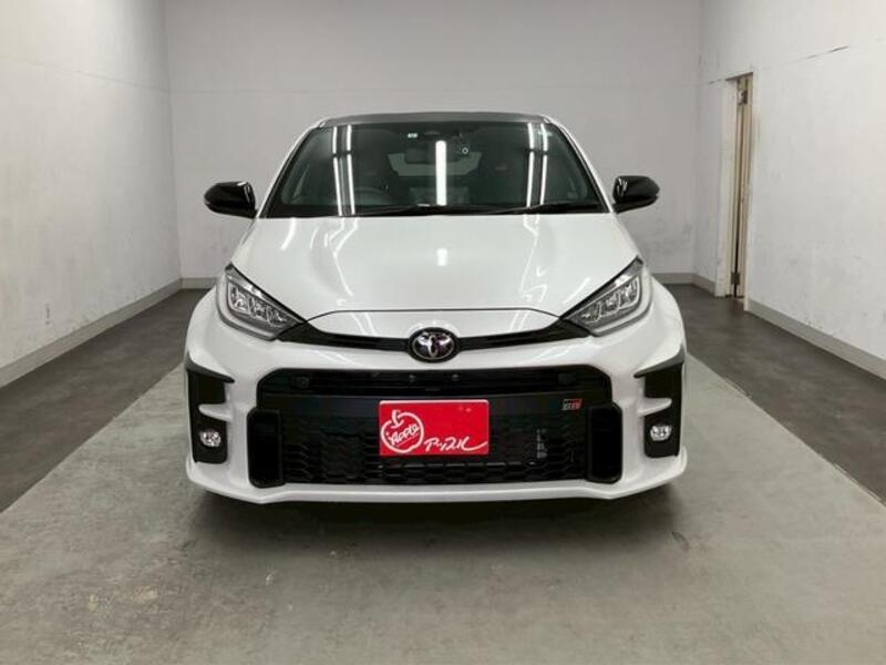 GR YARIS