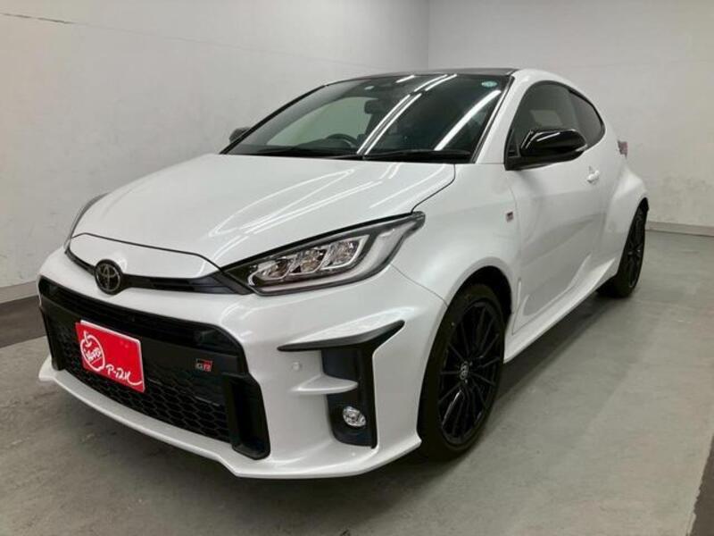 GR YARIS