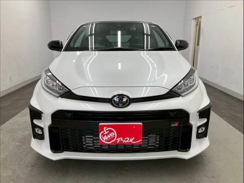 GR YARIS