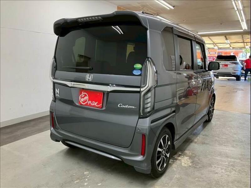 N BOX CUSTOM