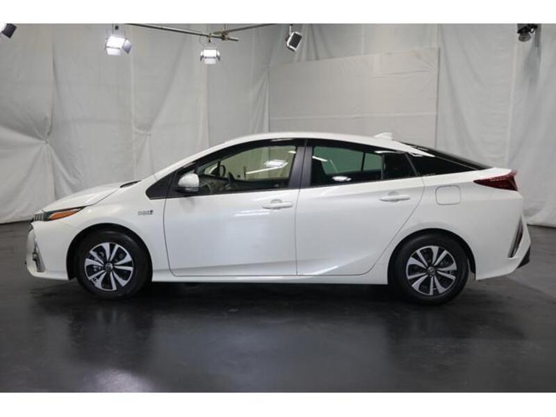 PRIUS PHV