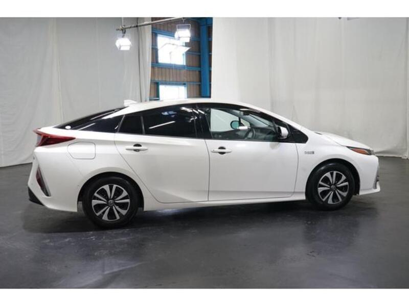 PRIUS PHV
