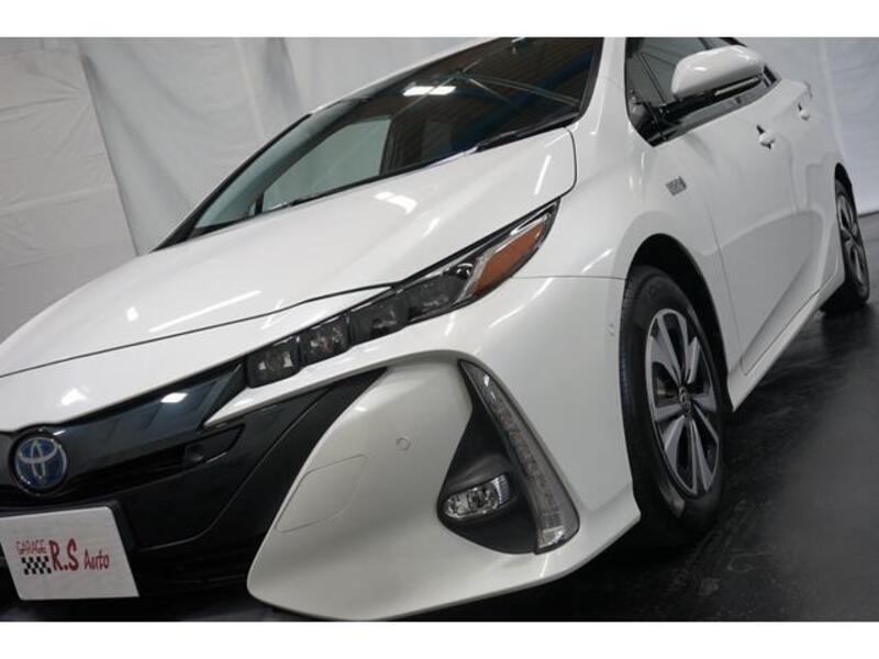 PRIUS PHV