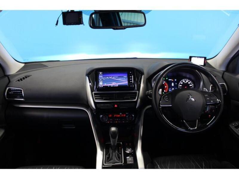 ECLIPSE CROSS