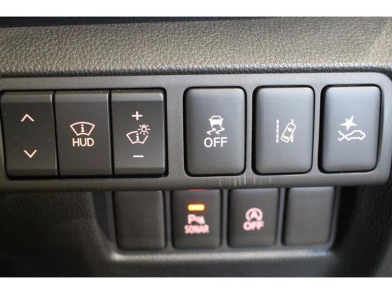 ECLIPSE CROSS