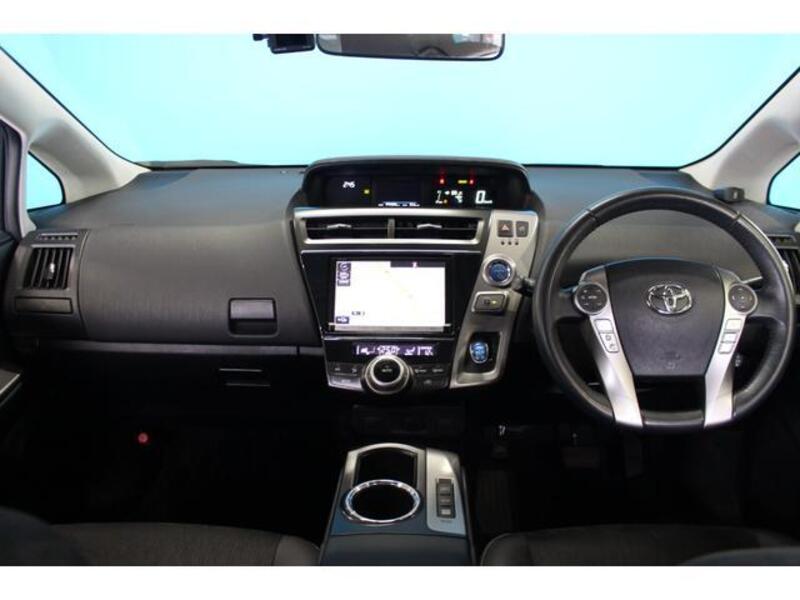 PRIUS ALPHA